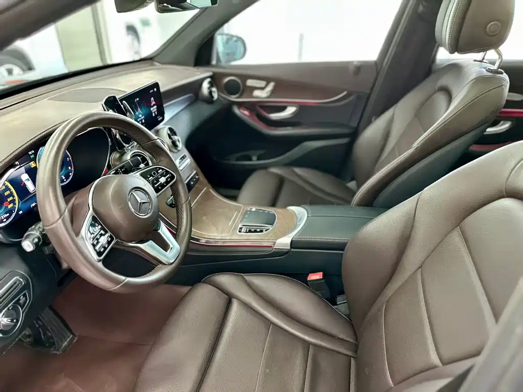 Mercedes-Benz GLC 2019 — фото 10