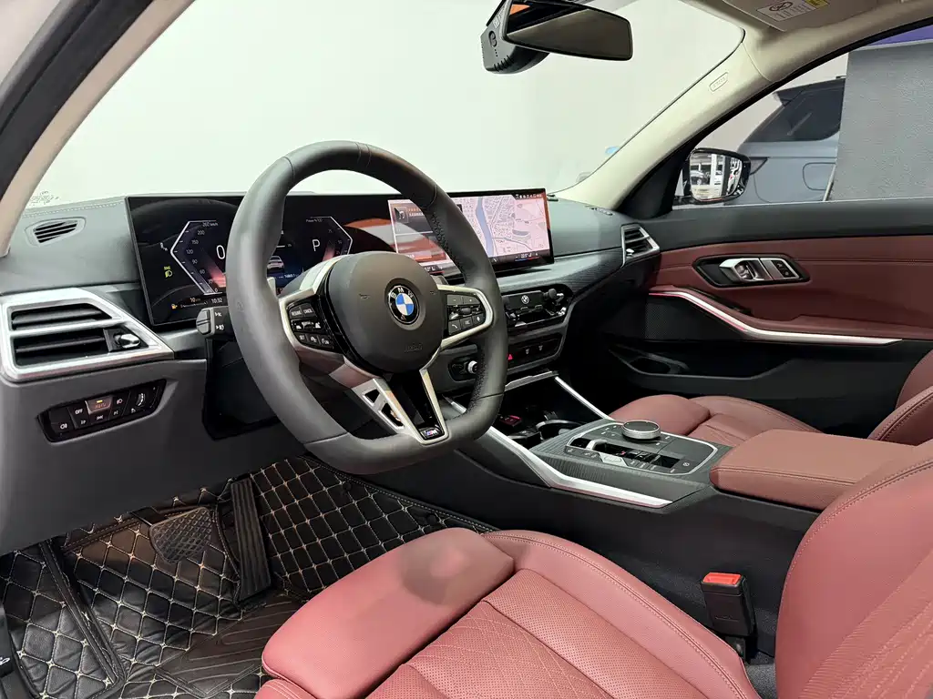 BMW 3 Series 2025 — фото 16