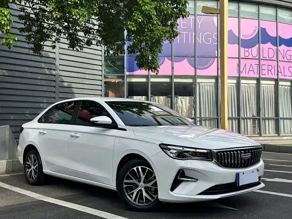 Geely Emgrand 2026