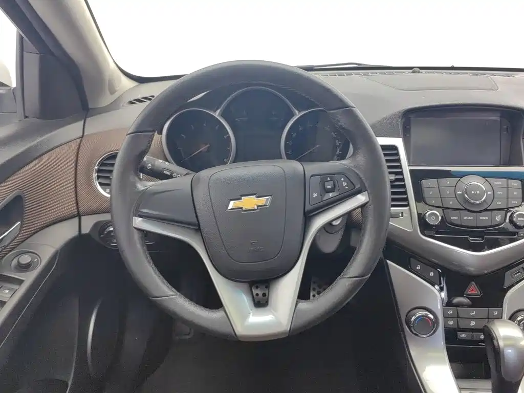 Chevrolet Cruze 2014 — фото 11