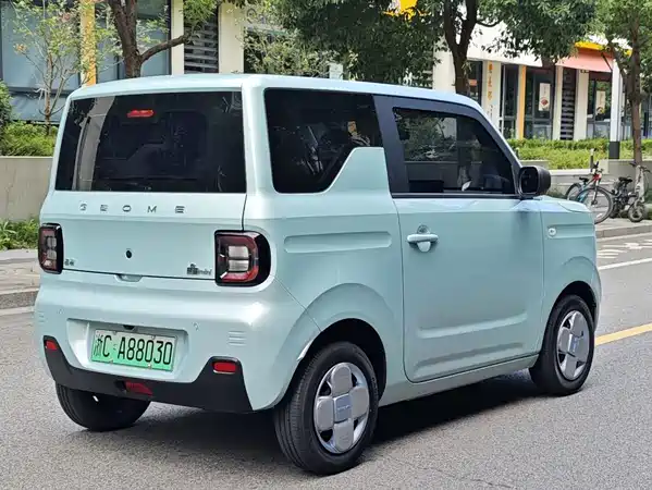 Geely Galaxy Panda 2023