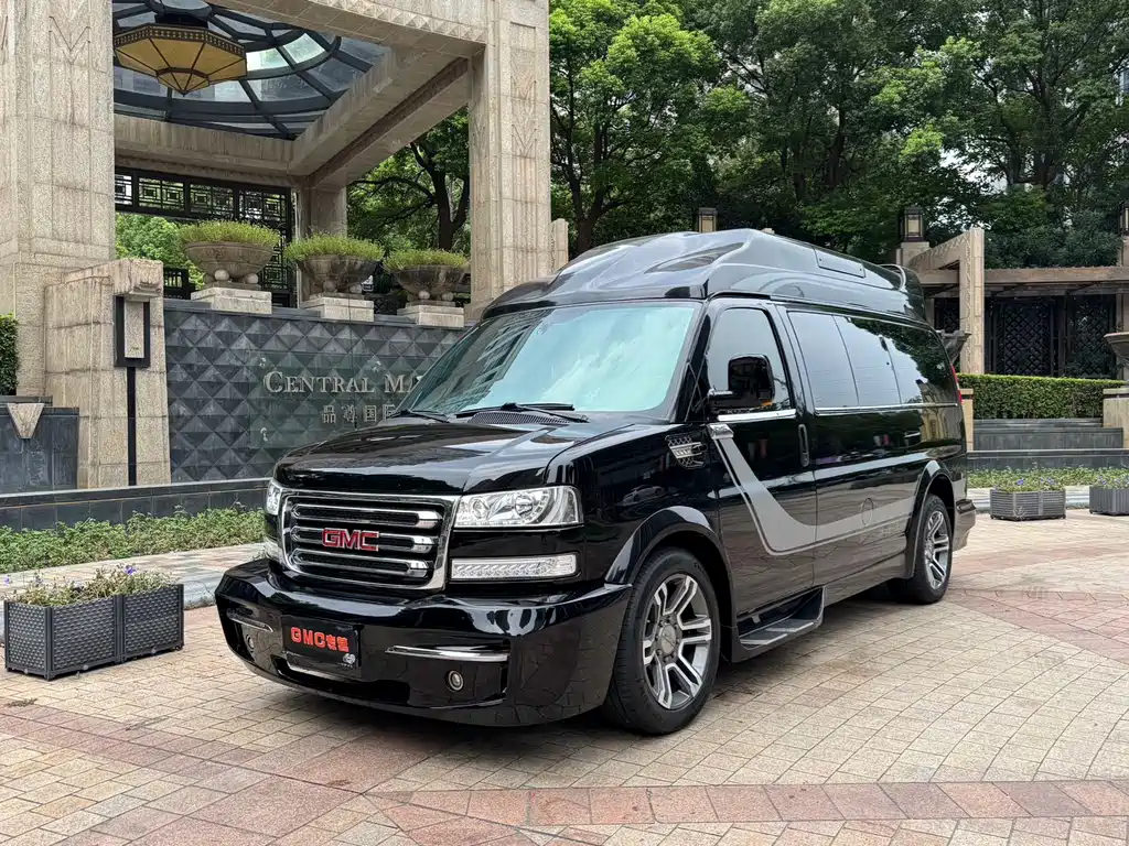 GMC Savana 2020 — фото 1