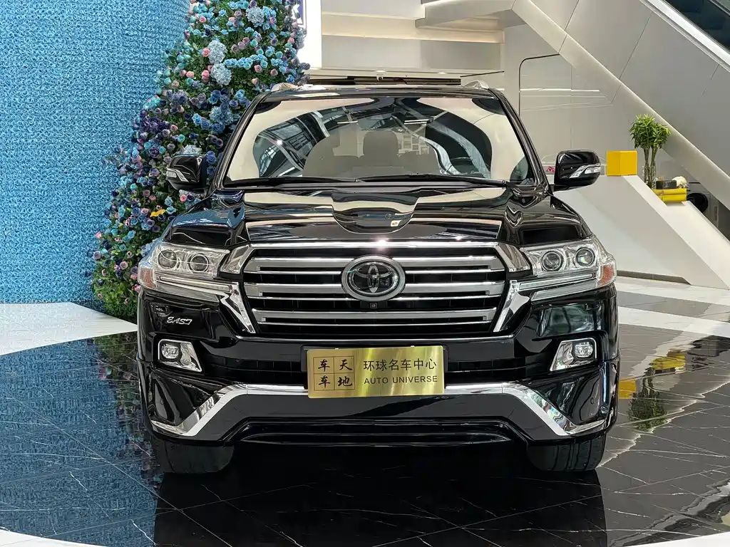 Toyota Land Cruiser 2019 — фото 2