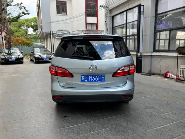 Mazda 5 2011