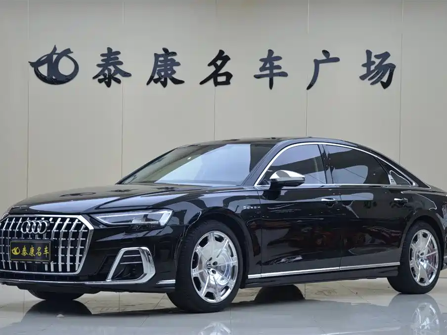Audi A8 2025 — фото 1