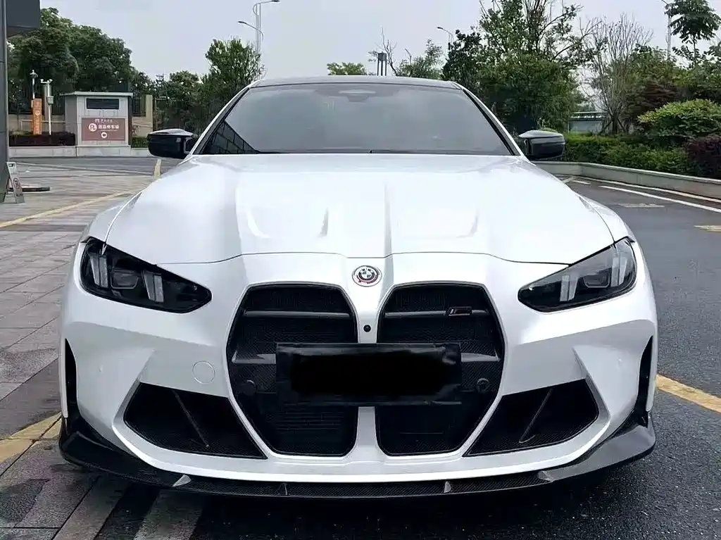 BMW M4 2025 — фото 2