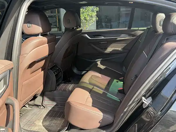 BMW 5 Series 2023