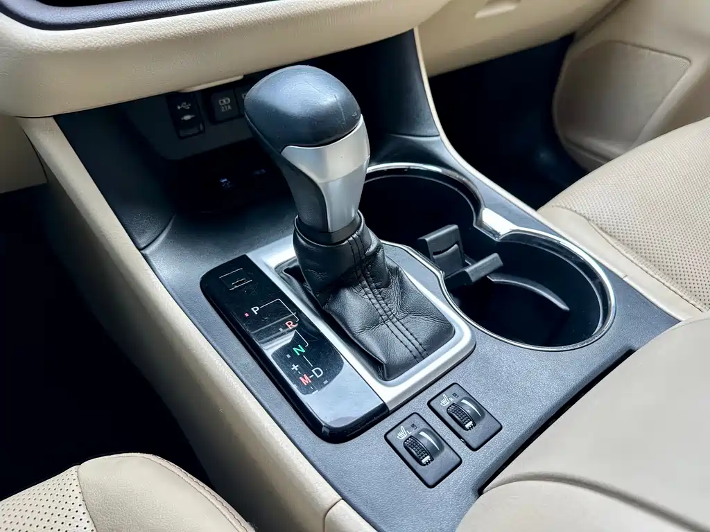 Toyota Highlander 2019 — фото 11