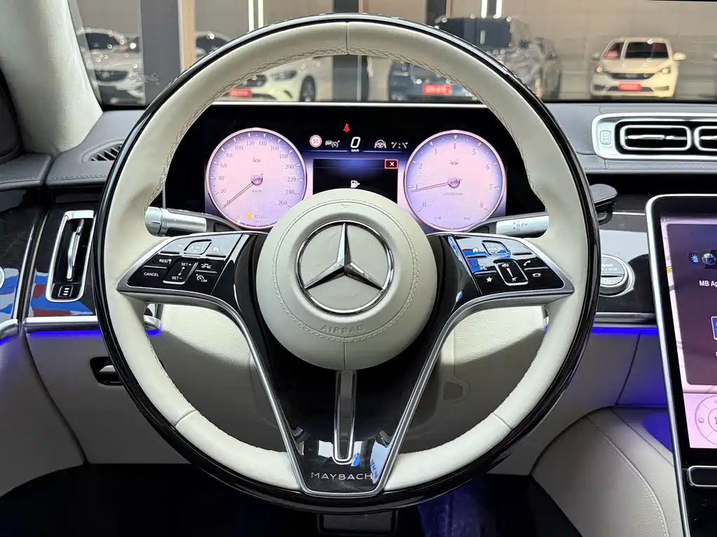 Mercedes-Benz Maybach S-Class 2023 — фото 14