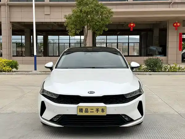Kia K5 2021
