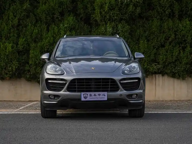 Porsche Cayenne 2012