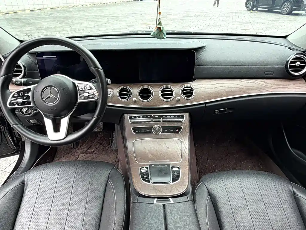 Mercedes-Benz E-Class 2020