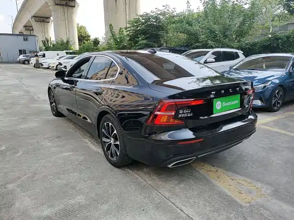 Volvo S60 2020