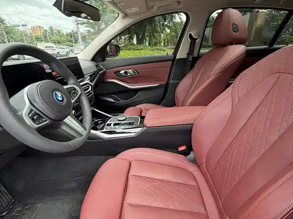 BMW i3 2023