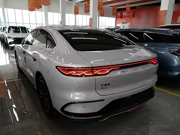 BYD Han 2025