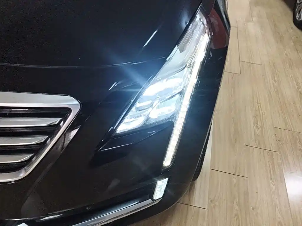 Cadillac CT6 2016 — фото 24