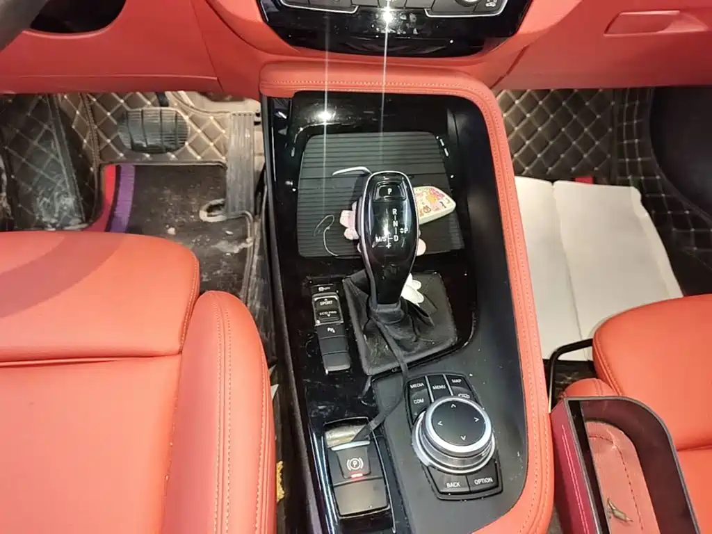 BMW X2 2022 — фото 14