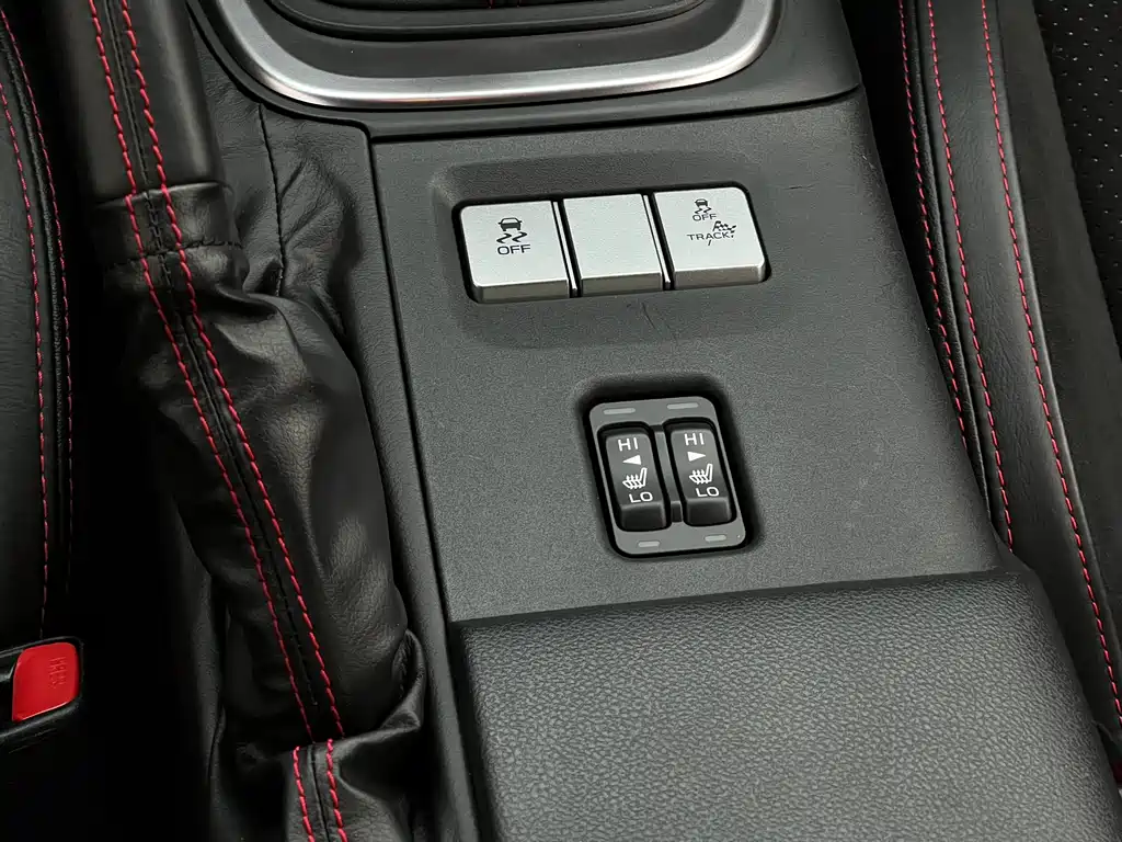 Subaru BRZ 2023 — фото 18