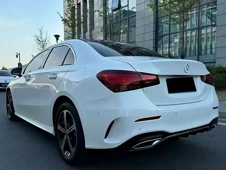 Mercedes-Benz A-Class 2023 — фото 7
