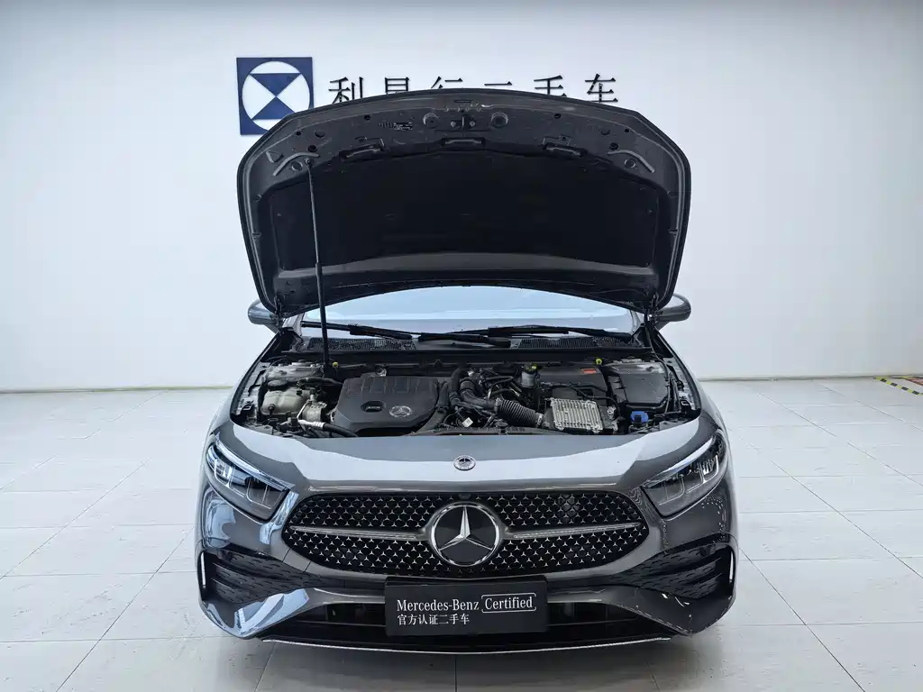 Mercedes-Benz A-Class 2023 — фото 6