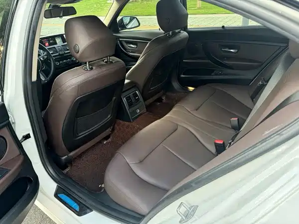 BMW 3 Series 2018