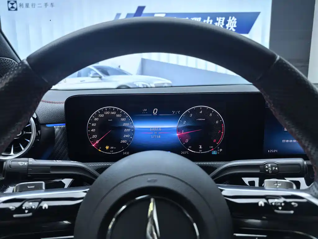 Mercedes-Benz A-Class 2023 — фото 15