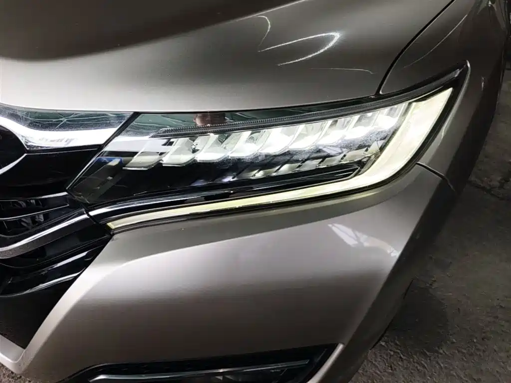 Honda UR-V 2018 — фото 24