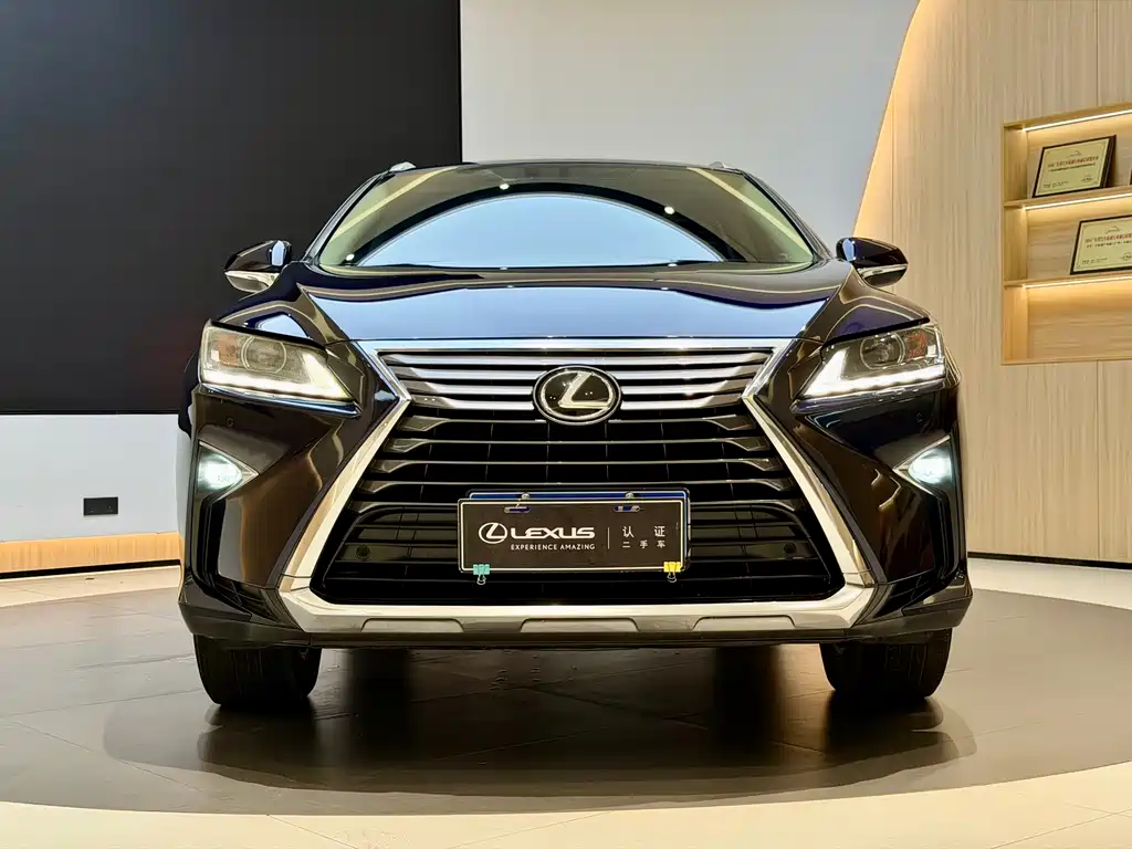 Lexus RX 2018 — фото 2