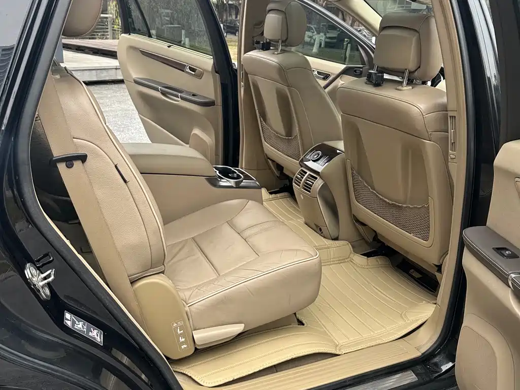 Mercedes-Benz R-Class 2014 — фото 13