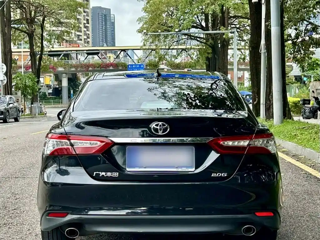 Toyota Camry 2022 — фото 10