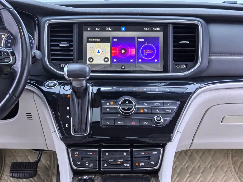 GAC Trumpchi M8 2018 — фото 16