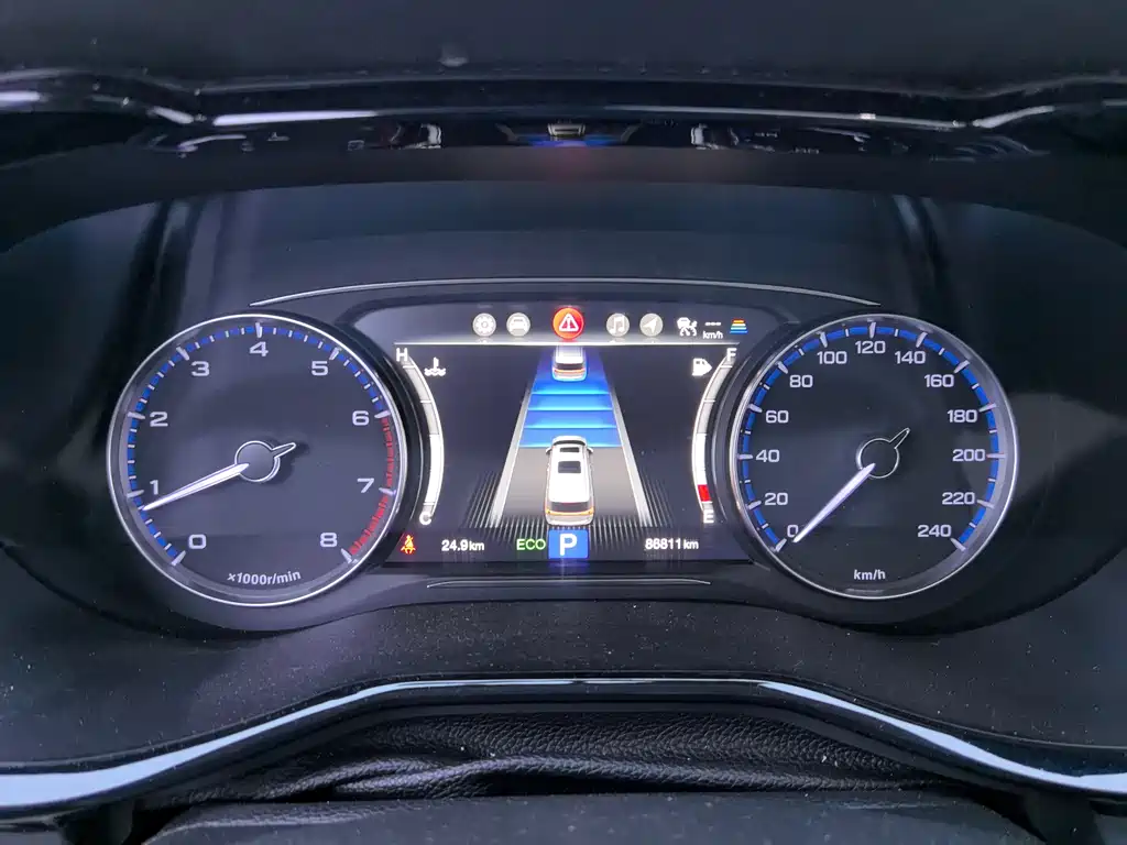 GAC Trumpchi M8 2018 — фото 26