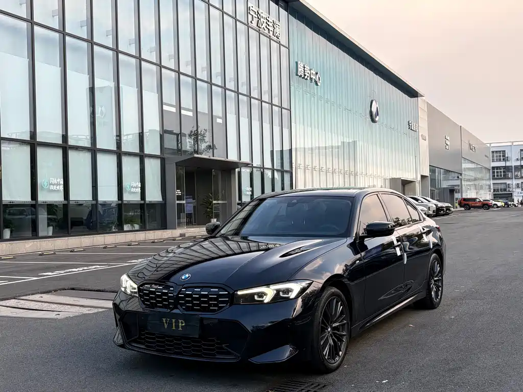 BMW 3 Series 2022