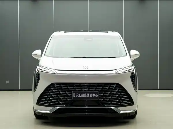Buick Century 2023