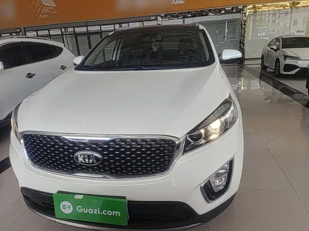 Kia Sorento 2015 — фото 3