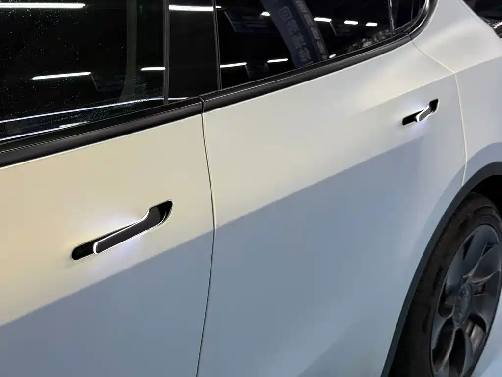 Tesla Model Y 2022 — фото 7