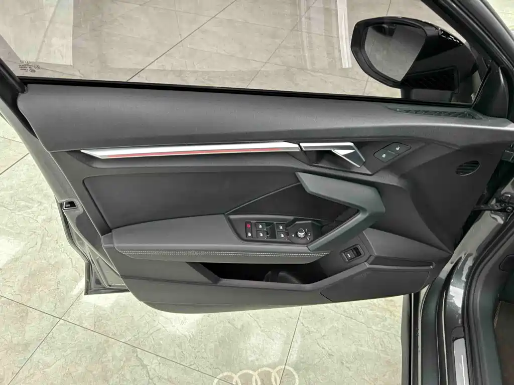 Audi A3 2022 — фото 10