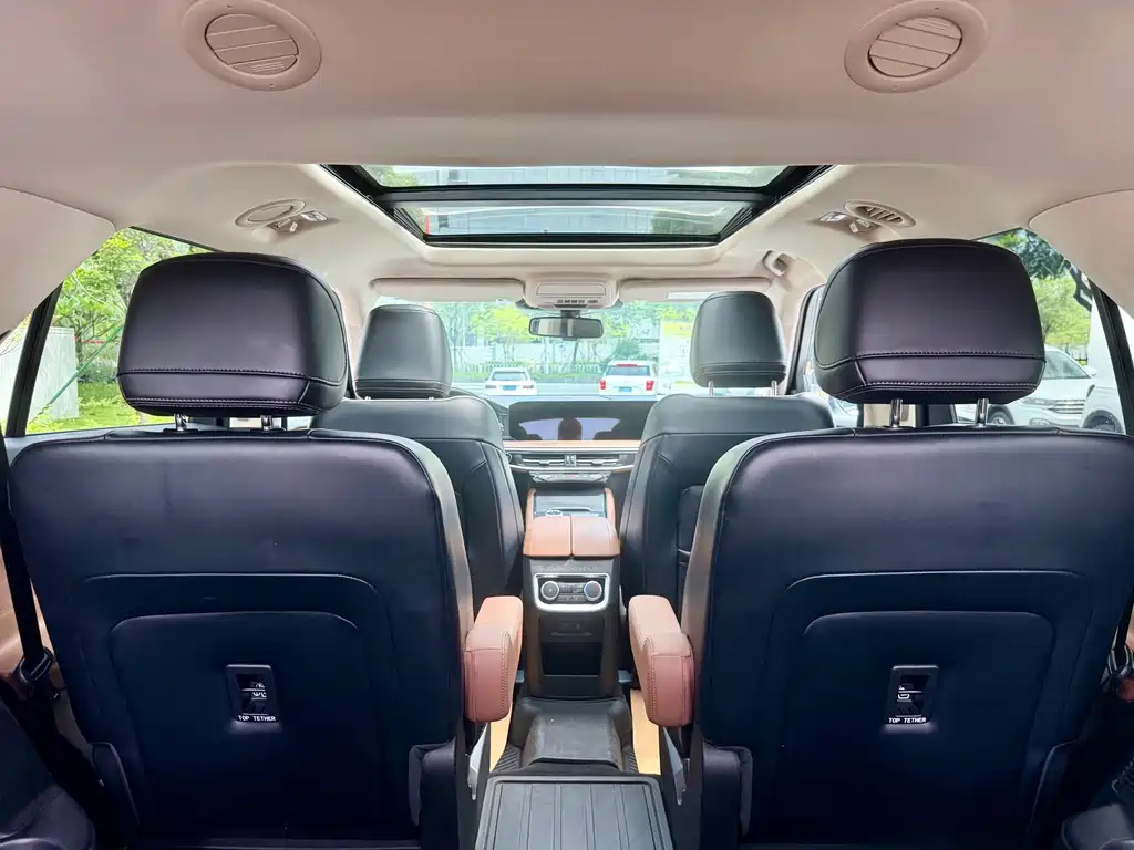 Ford Explorer 2023 — фото 19