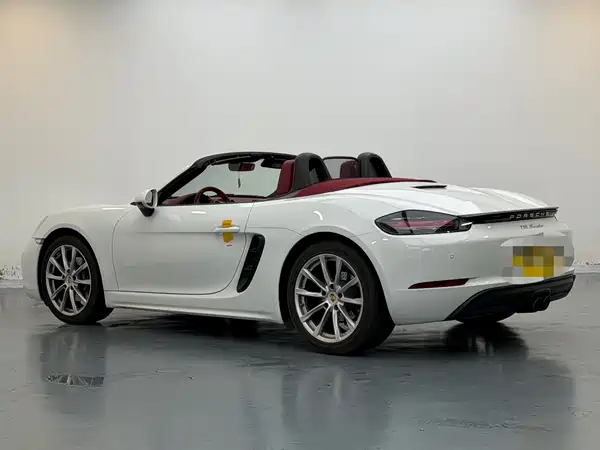 Porsche 718 2025