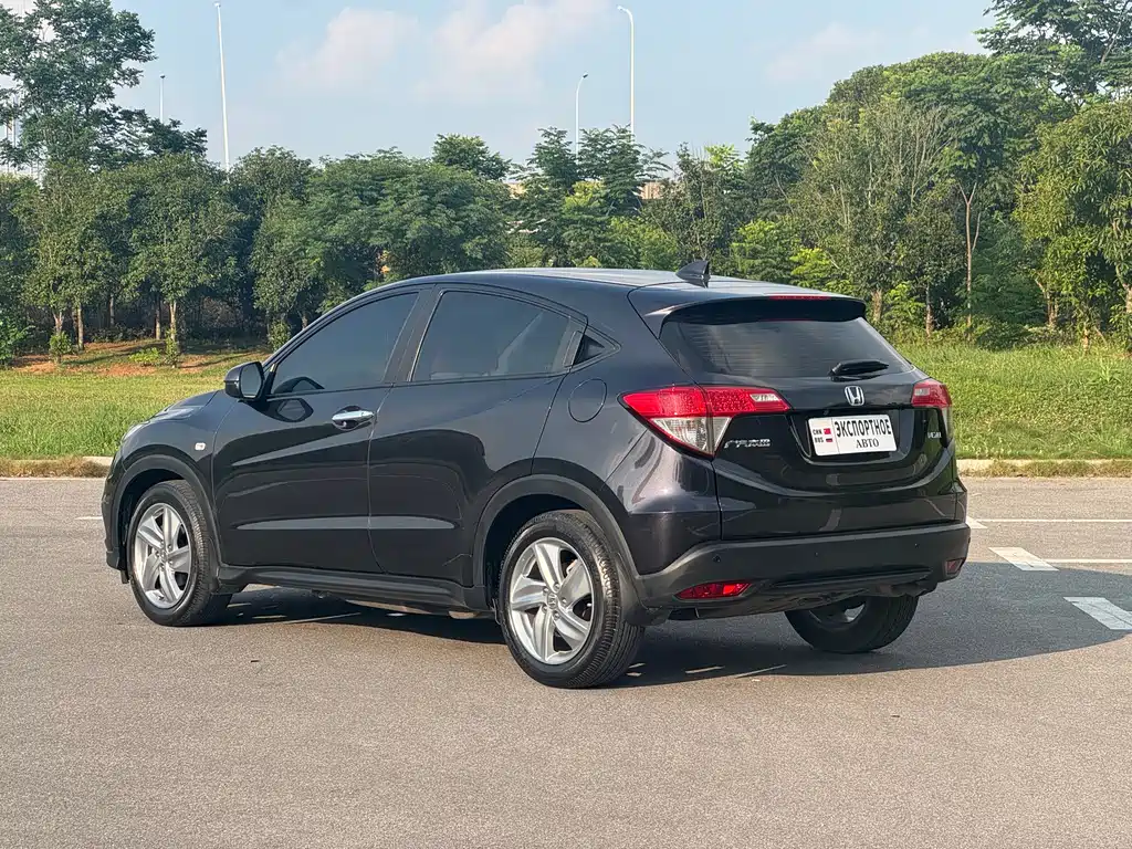 Honda Vezel 2022 — фото 9