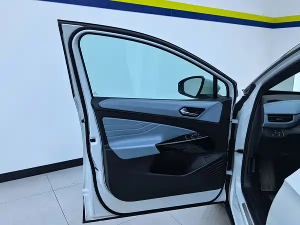 Volkswagen ID.4 X 2024