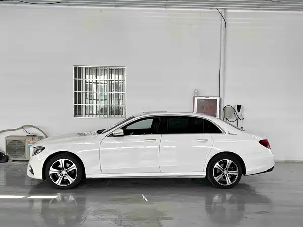 Mercedes-Benz E-Class 2017