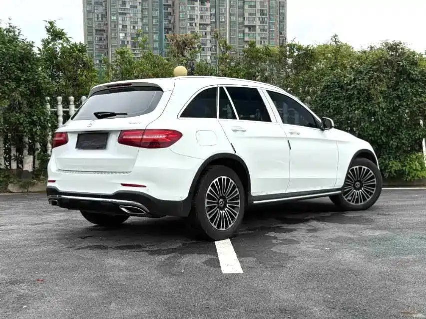Mercedes-Benz GLC 2018 — фото 4