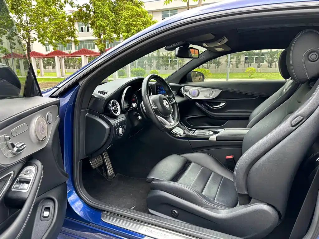 Mercedes-Benz C-Class 2019 — фото 9