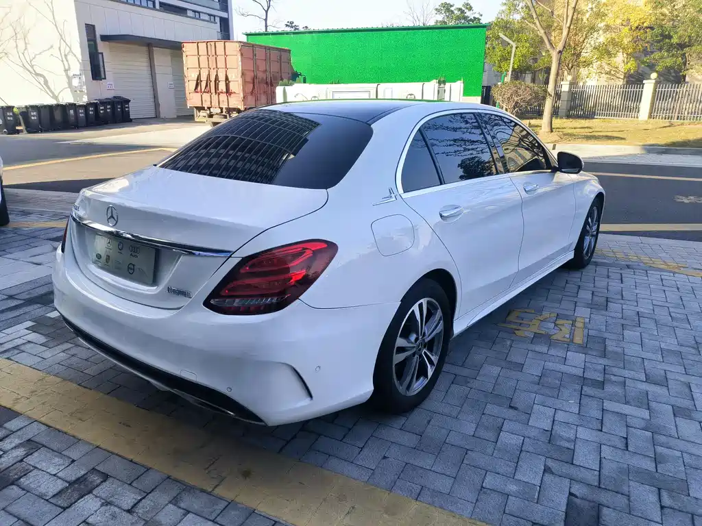 Mercedes-Benz C-Class 2018 — фото 8