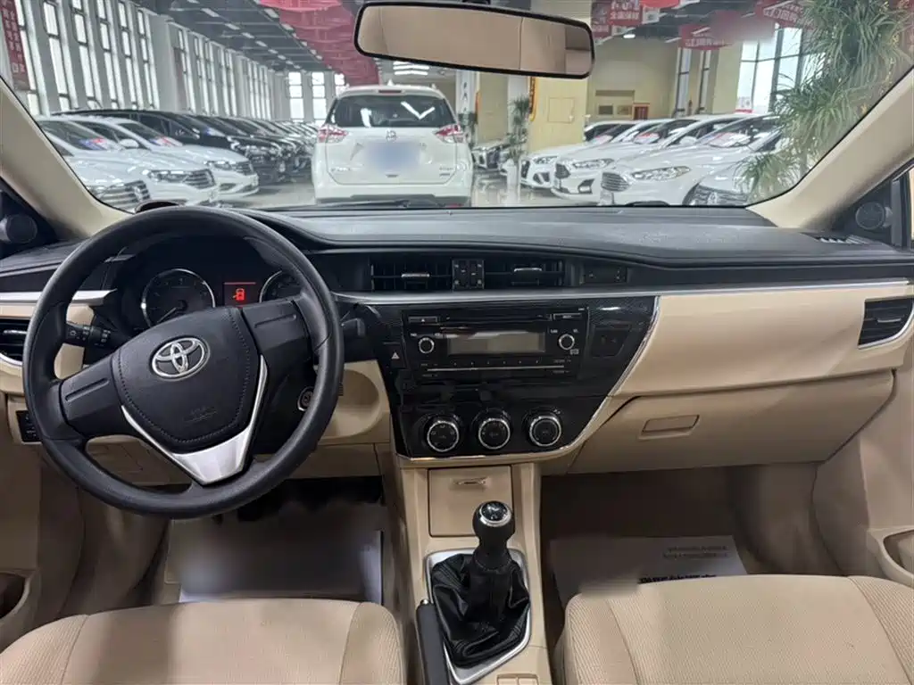 Toyota Corolla 2016 — фото 8