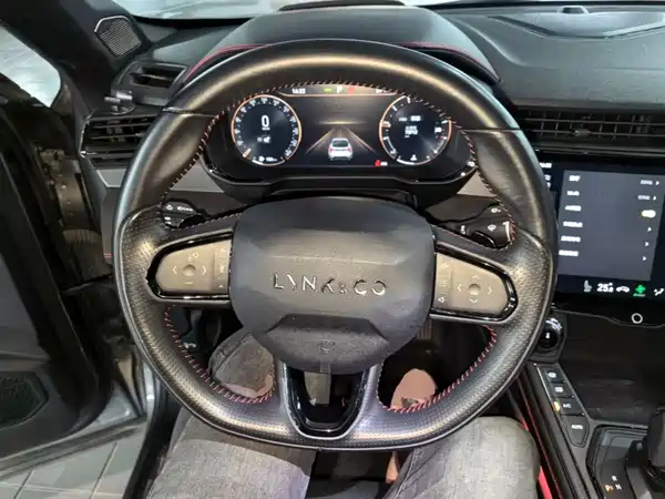 Lynk & Co 05 2020
