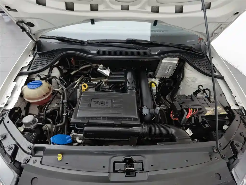 Volkswagen Polo 2016