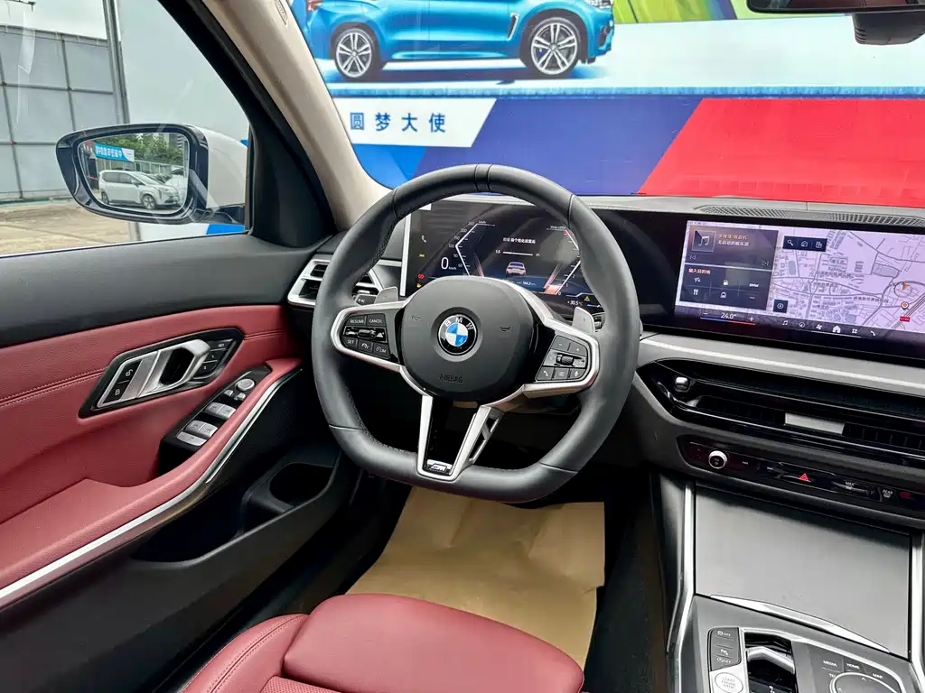 BMW 3 Series 2025 — фото 18
