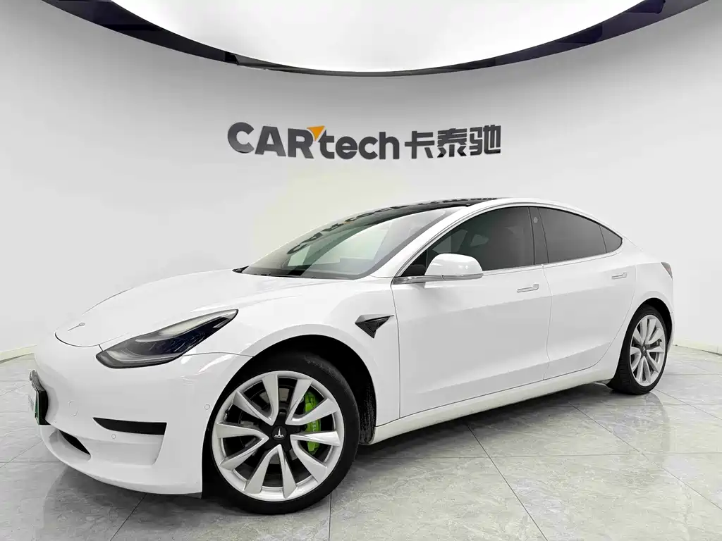 Tesla Model 3 2020 — фото 1